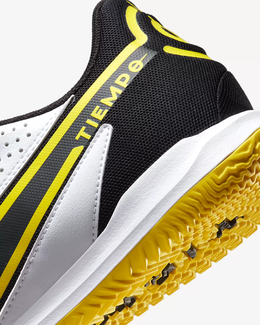 Футзалки Nike Tiempo Legend 9 Academy Indoor